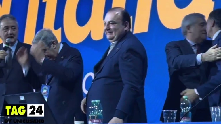 Congresso nazionale Forza Italia, Tajani eletto per acclamazione nuovo segretario del partito Congresso nazionale Forza Italia, Tajani eletto per acclamazione nuovo segretario del partito