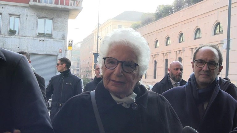 Milano, Segre al memoriale della Shoah con Ignazio La Russa: “Non dimenticherò mai” Milano, Segre al memoriale della Shoah con Ignazio La Russa: “Non dimenticherò mai”