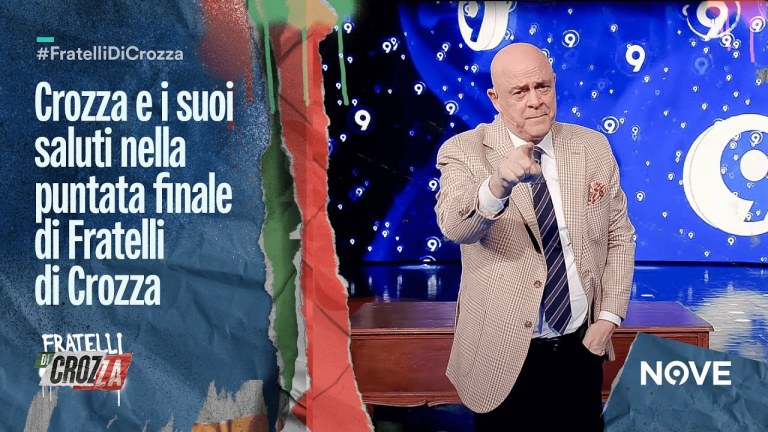 Crozza e i suoi saluti nella puntata finale di Fratelli di Crozza Crozza e i suoi saluti nella puntata finale di Fratelli di Crozza