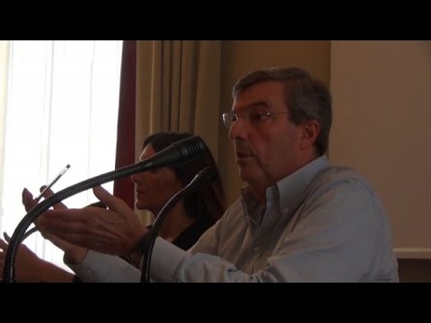 Alluvione Genova, Burlando: non capisco ironia Crozza e Grillo Alluvione Genova, Burlando: non capisco ironia Crozza e Grillo