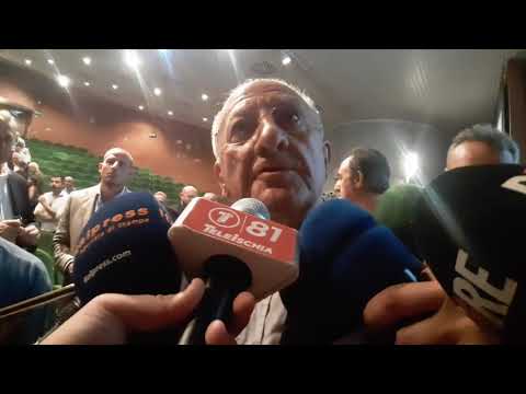 Napoli, il governatore De Luca incontra i sindaci della Campania Napoli, il governatore De Luca incontra i sindaci della Campania