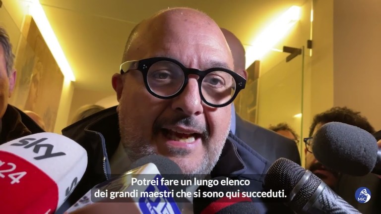 Il Ministro Gennaro Sangiuliano al Teatro San Carlo di Napoli Il Ministro Gennaro Sangiuliano al Teatro San Carlo di Napoli