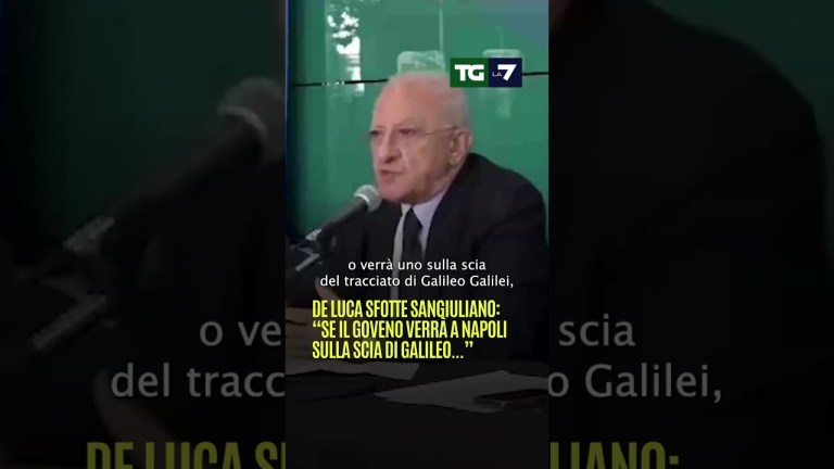 De Luca sfotte #Sangiuliano: “Se il governo verrà a Napoli sulla scia di Galileo…” De Luca sfotte #Sangiuliano: “Se il governo verrà a Napoli sulla scia di Galileo…”