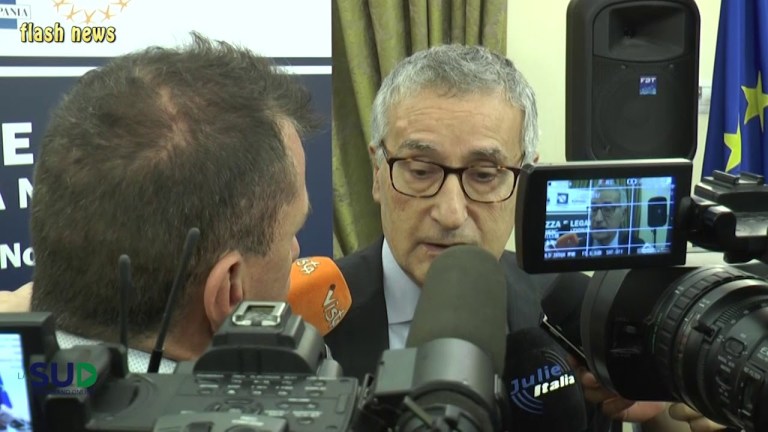 flash news video notizie di oggi a Napoli e in Campania flash news video notizie di oggi a Napoli e in Campania