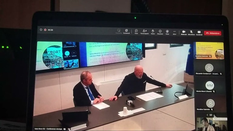 Emilia Romagna. “Lo sport, 100 eventi nel 2024”. Il presidente Stefano Bonaccini e Giammaria Manghi Emilia Romagna. “Lo sport, 100 eventi nel 2024”. Il presidente Stefano Bonaccini e Giammaria Manghi