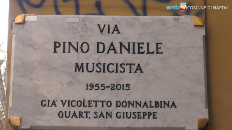 Via Pino Daniele: a tempo di record, la strada per Pino Via Pino Daniele: a tempo di record, la strada per Pino