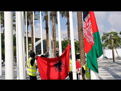 Migranti, lo stop di Trump blocca in Albania migliaia di afgani in attesa di un visto per gli Usa Migranti, lo stop di Trump blocca in Albania migliaia di afgani in attesa di un visto per gli Usa