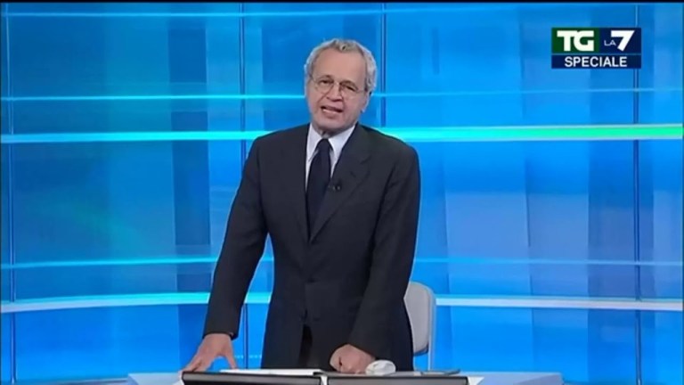 Vincenzo de Luca vs. La crisi di governo feat. Pierluigi Bersani (MultiInstrumentsMentana remix) Vincenzo de Luca vs. La crisi di governo feat. Pierluigi Bersani (MultiInstrumentsMentana remix)