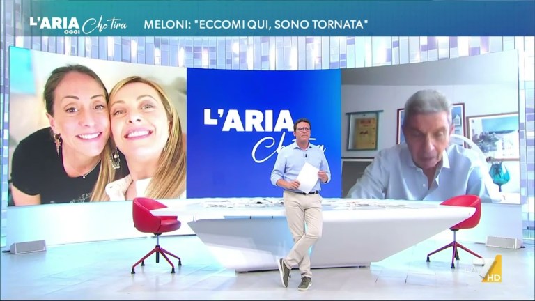 Meloni, il commento di Padellaro: “Contento che torni con un bel sorriso” Meloni, il commento di Padellaro: “Contento che torni con un bel sorriso”