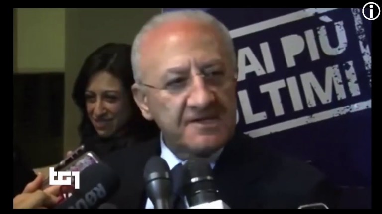 TG1+televideo 07 settembre 2020 Regione Campania, De Luca indagato per truffa TG1+televideo 07 settembre 2020 Regione Campania, De Luca indagato per truffa