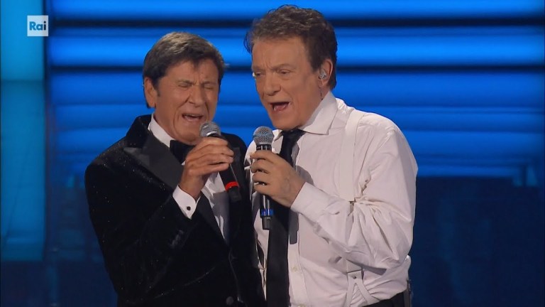 Il medley di Gianni Morandi e Massimo Ranieri – Tutti i sogni ancora in volo 26/05/2023 Il medley di Gianni Morandi e Massimo Ranieri – Tutti i sogni ancora in volo 26/05/2023