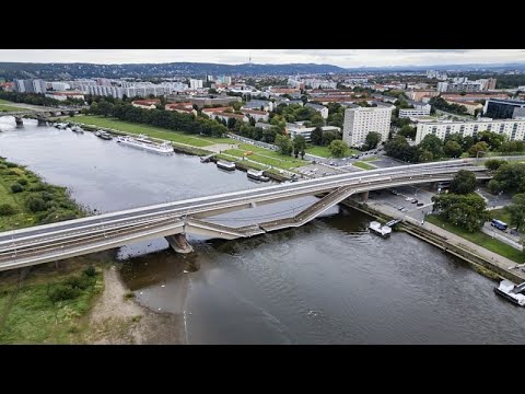 Germania: crolla un ponte ferroviario, disagi a Dresda Germania: crolla un ponte ferroviario, disagi a Dresda
