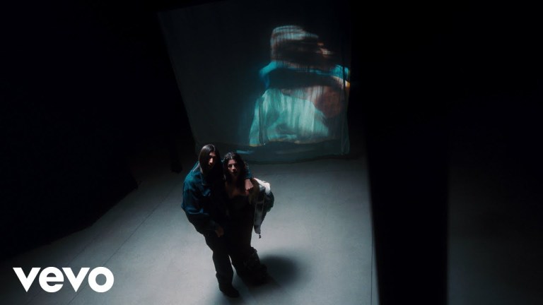 Emma, Baby Gang – HANGOVER (Official Video) Emma, Baby Gang – HANGOVER (Official Video)