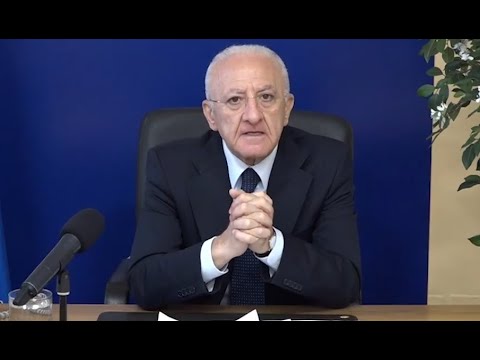 Campania, De Luca: “Resta obbligo uso mascherine all’aperto” (25.06.21) Campania, De Luca: “Resta obbligo uso mascherine all’aperto” (25.06.21)
