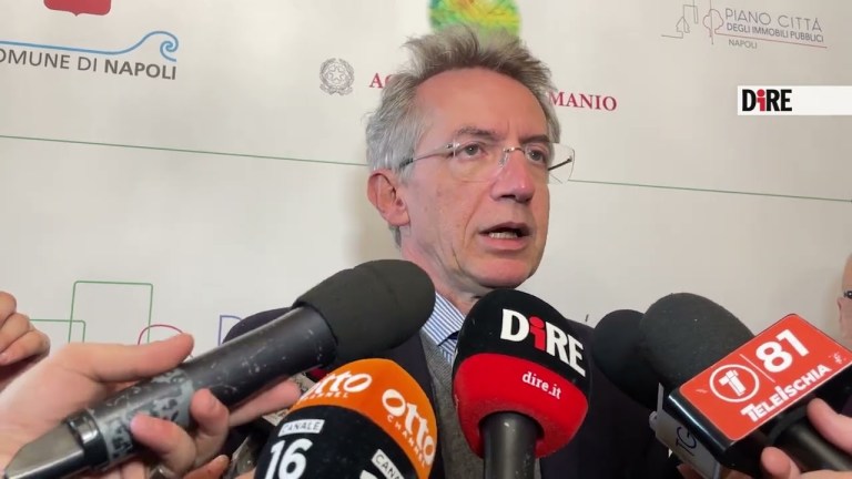 Napoli – MANFREDI: TANTI OBIETTIVI NEL 2025 PER MIGLIORARE CITTÀ (30.12.24) Napoli – MANFREDI: TANTI OBIETTIVI NEL 2025 PER MIGLIORARE CITTÀ (30.12.24)