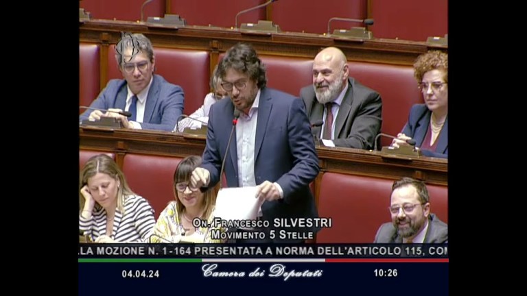 Francesco Silvestri sulla mozione di sfiducia alla Ministra Daniela Santanchè Francesco Silvestri sulla mozione di sfiducia alla Ministra Daniela Santanchè
