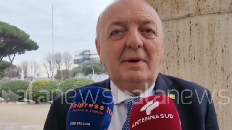 Forza Italia, Pichetto Fratin: “Grande futuro, partito non personalistico ma che rappresenta PPE” Forza Italia, Pichetto Fratin: “Grande futuro, partito non personalistico ma che rappresenta PPE”