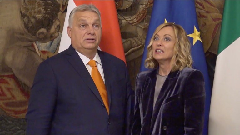 GIORGIA MELONI RICEVE VIKTOR ORBÁN A PALAZZO CHIGI GIORGIA MELONI RICEVE VIKTOR ORBÁN A PALAZZO CHIGI
