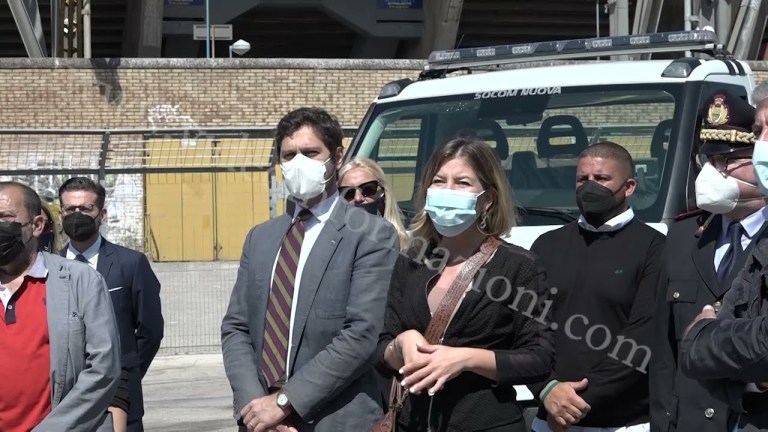 Sosta selvaggia, comune di Napoli affida a privato servizio rimozione Sosta selvaggia, comune di Napoli affida a privato servizio rimozione