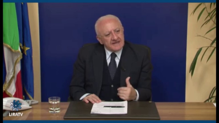 De Luca: “Campania ormai viaggia al ritmo di una-due realizzazioni a settimana” (15.11.19) De Luca: “Campania ormai viaggia al ritmo di una-due realizzazioni a settimana” (15.11.19)