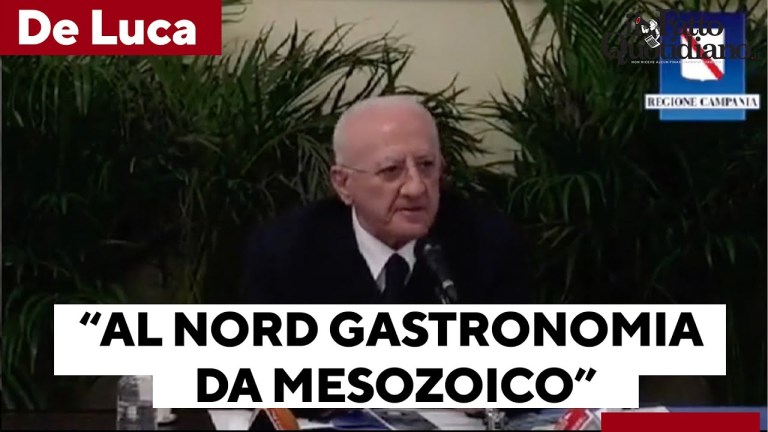 De Luca: “Al Nord con la gastronomia sono al Mesozoico, non hanno completato la civilizzazione” De Luca: “Al Nord con la gastronomia sono al Mesozoico, non hanno completato la civilizzazione”