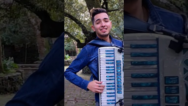 Gianni Morandi – GRAZIE PERCHÉ fisarmonica #morandi #grazieperche #fisarmonica Gianni Morandi – GRAZIE PERCHÉ fisarmonica #morandi #grazieperche #fisarmonica