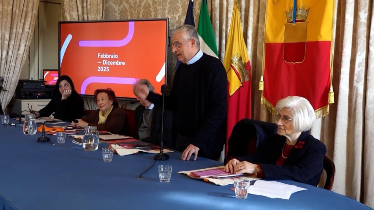 Donne di fede, carità e speranza. Percorsi giubilari nei conventi enei monasteri di Napoli Donne di fede, carità e speranza. Percorsi giubilari nei conventi enei monasteri di Napoli