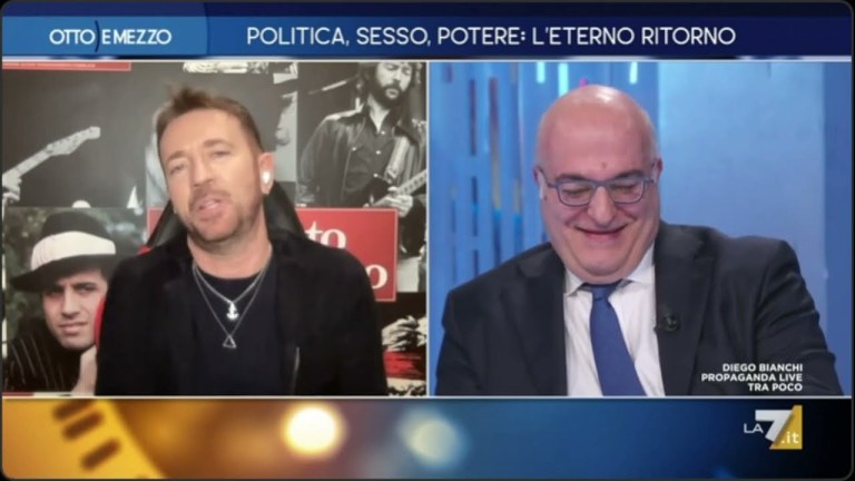 La classe dirigente di Meloni, Andrea Scanzi: Meloni sta facendo la storia? Si del cabaret” 13/09/24 La classe dirigente di Meloni, Andrea Scanzi: Meloni sta facendo la storia? Si del cabaret” 13/09/24