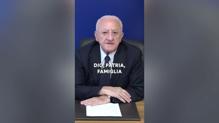 DE LUCA SULLE DIMISSIONI DI SANGIULIANO DE LUCA SULLE DIMISSIONI DI SANGIULIANO