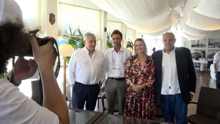 Tajani a Viareggio: “Costagliola sarebbe un ottimo sindaco” Tajani a Viareggio: “Costagliola sarebbe un ottimo sindaco”