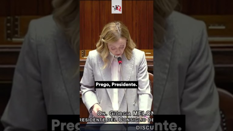 IL BATTIBECCO DI #MELONI CON L’OPPOSIZIONE: “RAGAZZI… NO ONOREVOLI” #news #shorts IL BATTIBECCO DI #MELONI CON L’OPPOSIZIONE: “RAGAZZI… NO ONOREVOLI” #news #shorts