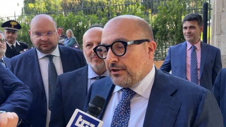 Sangiuliano: Colosseo accessibile è biglietto da visita Italia Sangiuliano: Colosseo accessibile è biglietto da visita Italia