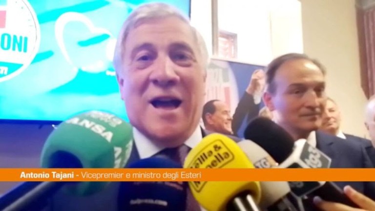 Tajani “Forza Italia sarà la famiglia dei popolari” Tajani “Forza Italia sarà la famiglia dei popolari”