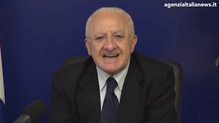 DE LUCA PROPONE LA CAMPANIA COME L’OLANDA, “DEFISCALIZZAZIONE TOTALE PER I NUOVO INVESTIMENTI” DE LUCA PROPONE LA CAMPANIA COME L’OLANDA, “DEFISCALIZZAZIONE TOTALE PER I NUOVO INVESTIMENTI”