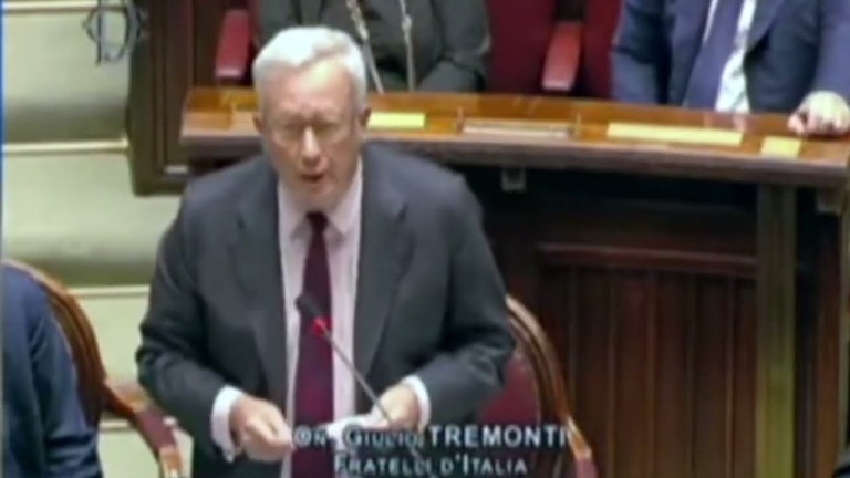 TREMONTI E IL BATTIBECCO CON IL PD: “VOTO CONTRO ENRICO LETTA” TREMONTI E IL BATTIBECCO CON IL PD: “VOTO CONTRO ENRICO LETTA”