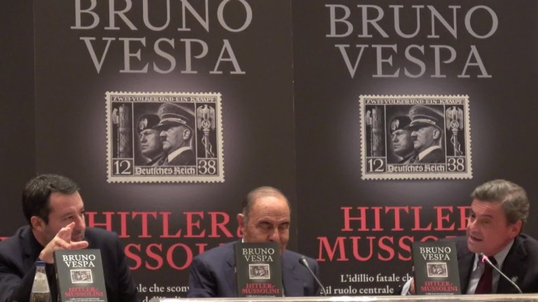Salvini – Calenda, scintille alla presentazione del libro di Bruno Vespa Salvini – Calenda, scintille alla presentazione del libro di Bruno Vespa