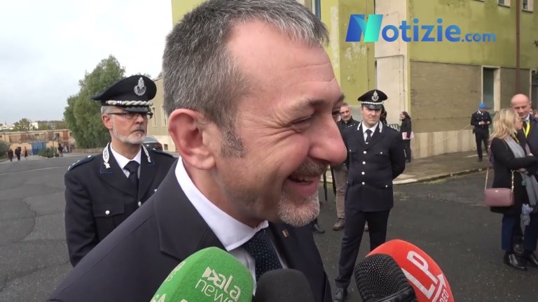Il rinvio a giudizio di Delmastro spacca la politica italiana – Il fatto della settimana Il rinvio a giudizio di Delmastro spacca la politica italiana – Il fatto della settimana