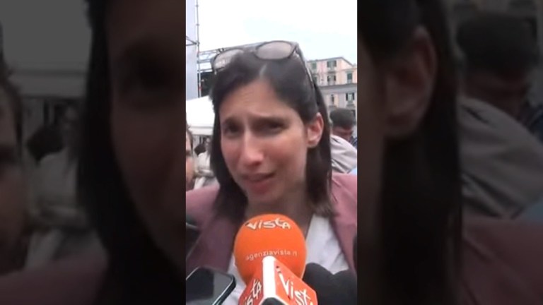 Elly Schlein: «Giorgia Meloni blocca la nostra proposta sul salario minimo» #shorts #news Elly Schlein: «Giorgia Meloni blocca la nostra proposta sul salario minimo» #shorts #news