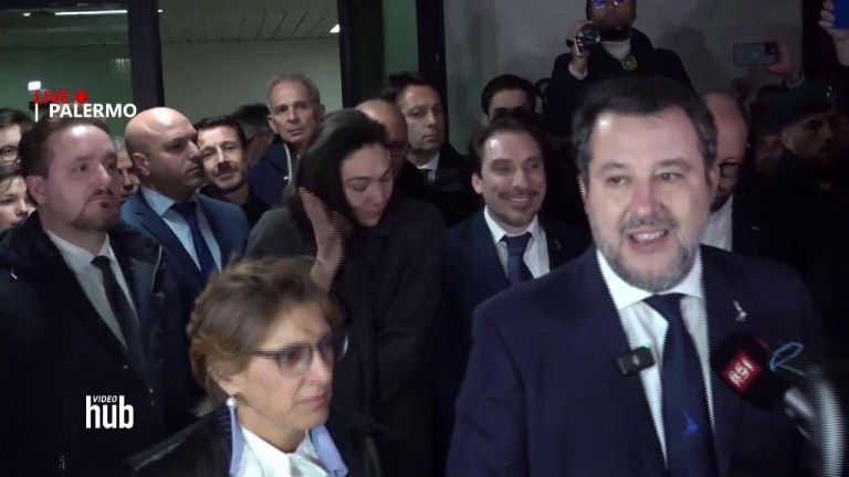 OPEN ARMS, SALVINI assolto: “Vincono la Lega e l’Italia” OPEN ARMS, SALVINI assolto: “Vincono la Lega e l’Italia”