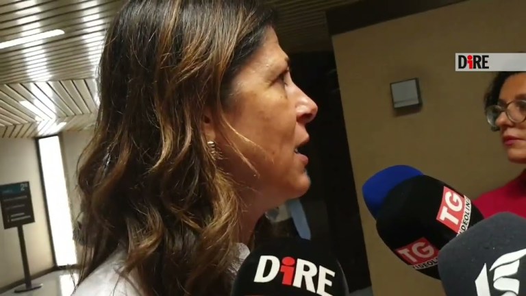 Cagliari – ENERGIA. RINNOVABILI SARDEGNA, TODDE BOCCIA LA “PRATOBELLO 24” (05.09.24) Cagliari – ENERGIA. RINNOVABILI SARDEGNA, TODDE BOCCIA LA “PRATOBELLO 24” (05.09.24)