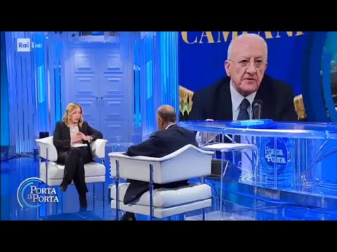 Meloni contro De Luca: «In Campania fondi usati per la sagra della zampogna e dello scazzatiello» Meloni contro De Luca: «In Campania fondi usati per la sagra della zampogna e dello scazzatiello»