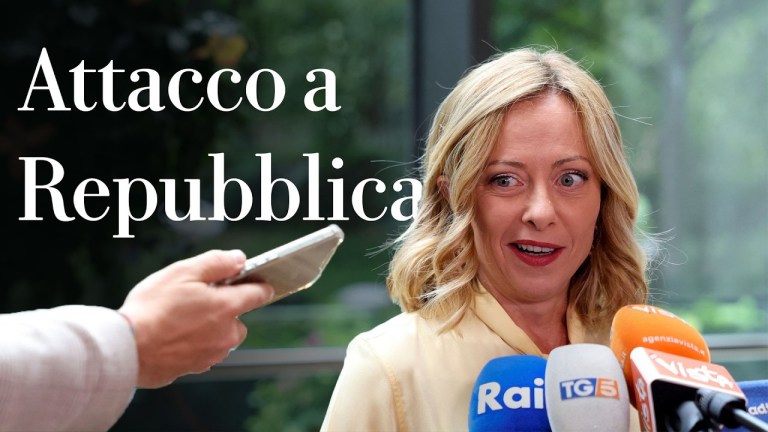 L’Italia ha un PROBLEMA con la libertà di INFORMAZIONE L’Italia ha un PROBLEMA con la libertà di INFORMAZIONE