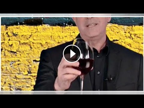 Crozza cita Di Maio: “Per il governo non servono ideali comuni. Firmi insieme 5/6 punti di progra… Crozza cita Di Maio: “Per il governo non servono ideali comuni. Firmi insieme 5/6 punti di progra…