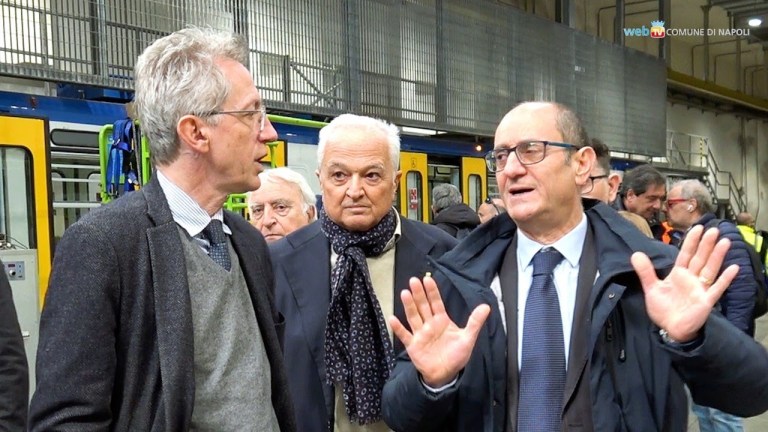 Linea 6, al lavoro per immettere i nuovi treni Linea 6, al lavoro per immettere i nuovi treni