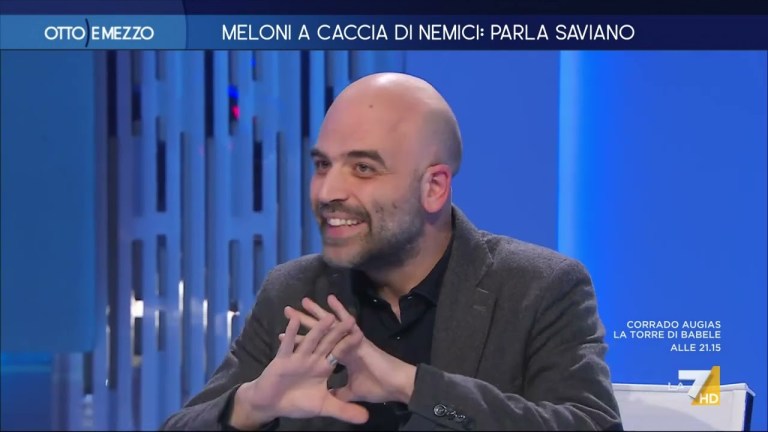 Roberto Saviano risponde a Giorgia Meloni: “Il sistema camorra a Caivano è intatto. Ogni anno … Roberto Saviano risponde a Giorgia Meloni: “Il sistema camorra a Caivano è intatto. Ogni anno …