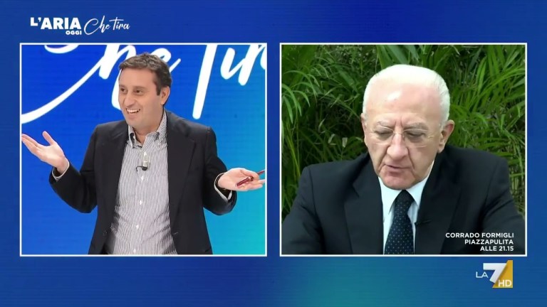 Siparietto scaramantico tra Vincenzo De Luca e David Parenzo: “Ci ritroveremo, godo di buona … Siparietto scaramantico tra Vincenzo De Luca e David Parenzo: “Ci ritroveremo, godo di buona …