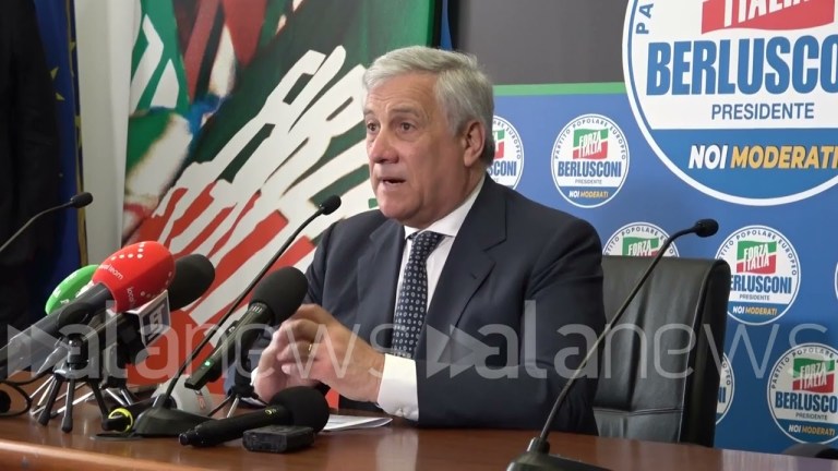 Europee, Tajani: “Iniziamo a costruire centro di gravità permanente della politica italiana” Europee, Tajani: “Iniziamo a costruire centro di gravità permanente della politica italiana”