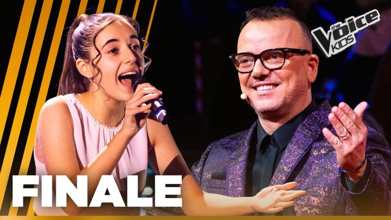 Angelica commuove Gigi D’Alessio con “Due Vite” di Marco Mengoni | The Voice Kids Italy | Finale Angelica commuove Gigi D’Alessio con “Due Vite” di Marco Mengoni | The Voice Kids Italy | Finale