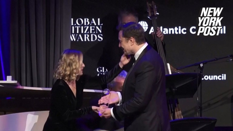 Elon Musk and Italian PM Giorgia Meloni have public love-in on sidelines of UNGA Elon Musk and Italian PM Giorgia Meloni have public love-in on sidelines of UNGA