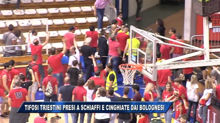 09/06/2017 – TIFOSI TRIESTINI PRESI A SCHIAFFI E CINGHIATE DAI BOLOGNESI 09/06/2017 – TIFOSI TRIESTINI PRESI A SCHIAFFI E CINGHIATE DAI BOLOGNESI